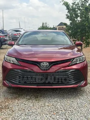 Toyota Camry 2018 Maroon