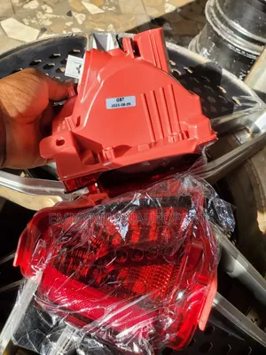 Back Bumper Reflector Lx570 2018