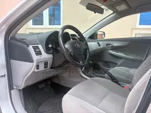 Toyota Corolla 2012 Gray