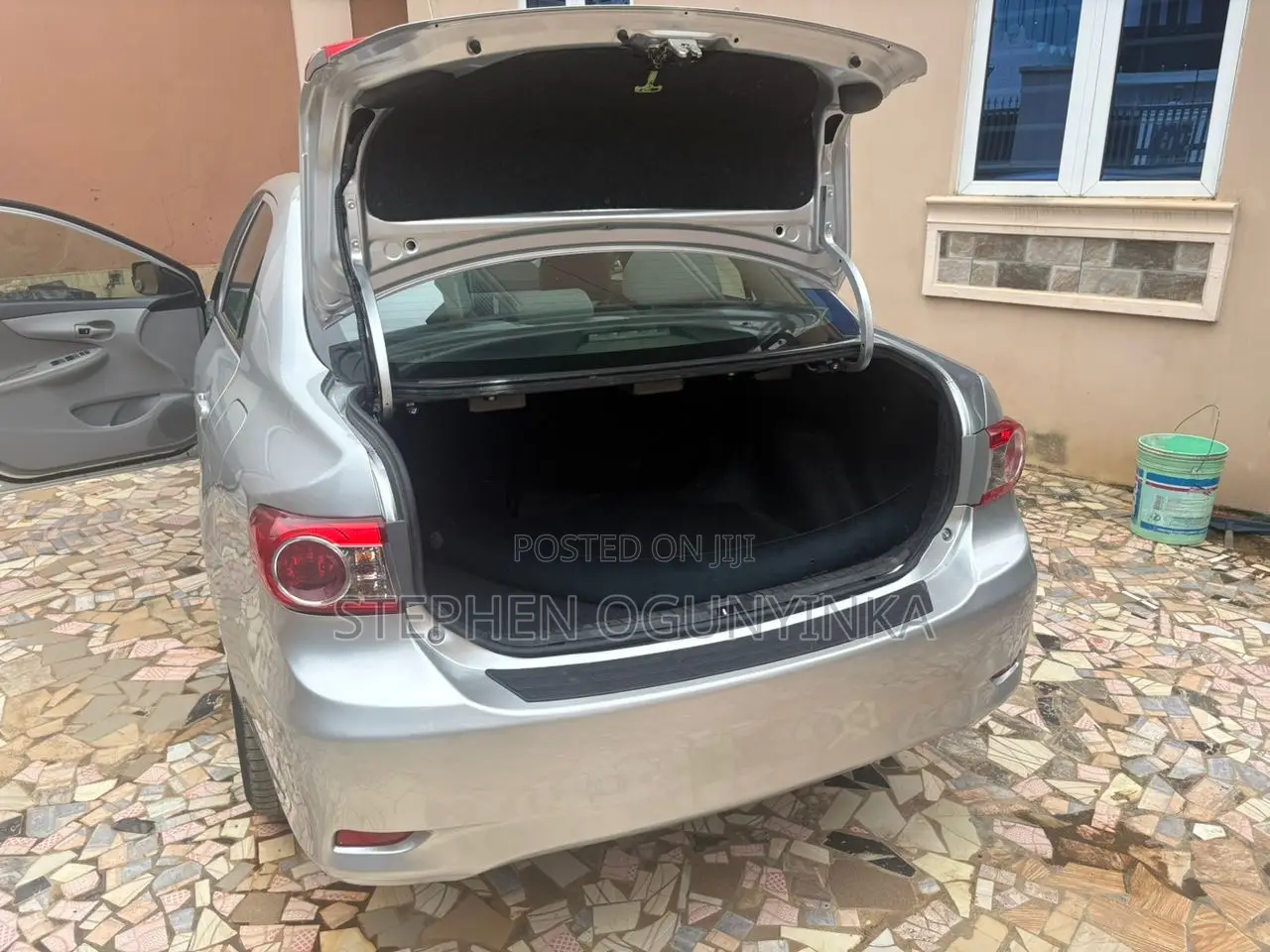 Toyota Corolla 2012 Gray