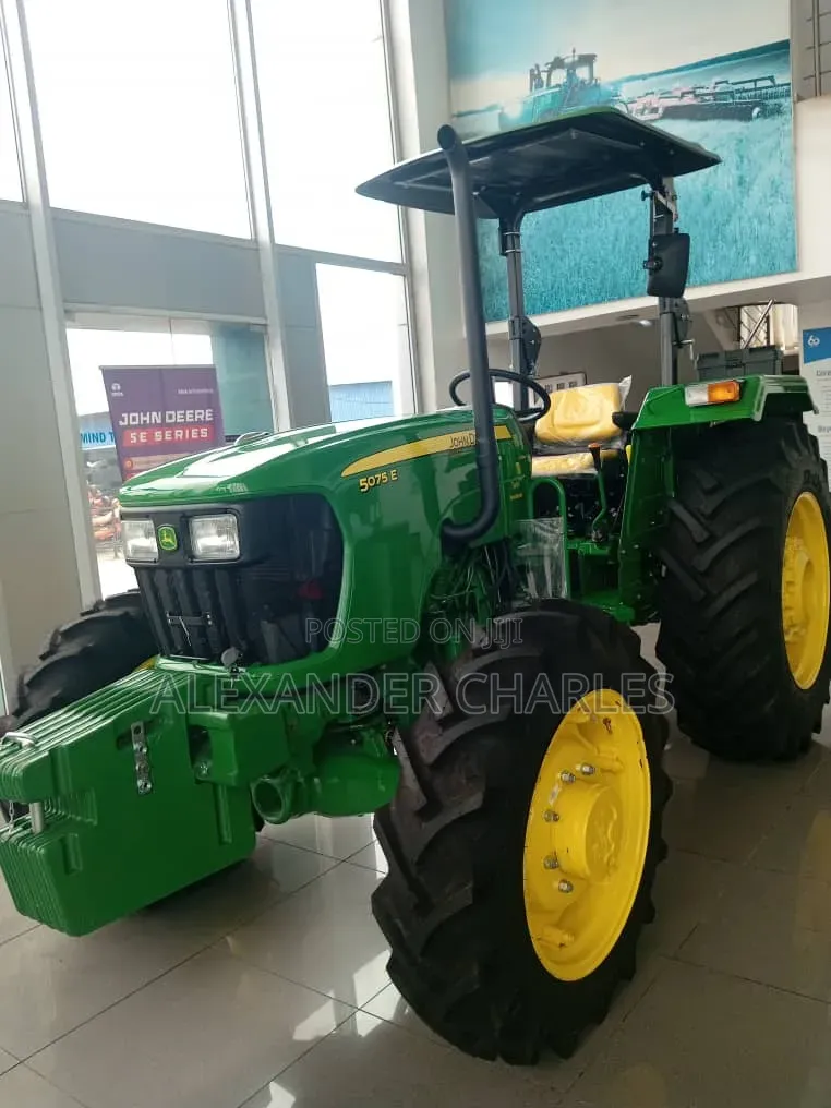 Tractor John Deere 65 Hp and 75 Hp