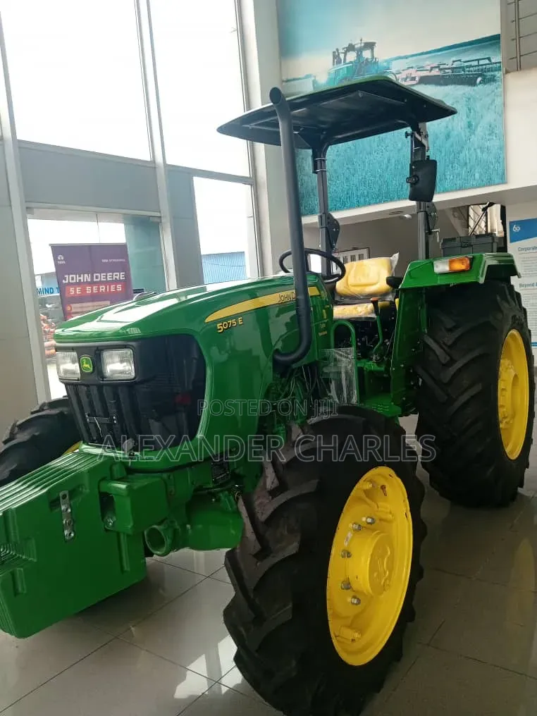 Tractor John Deere 65 Hp and 75 Hp