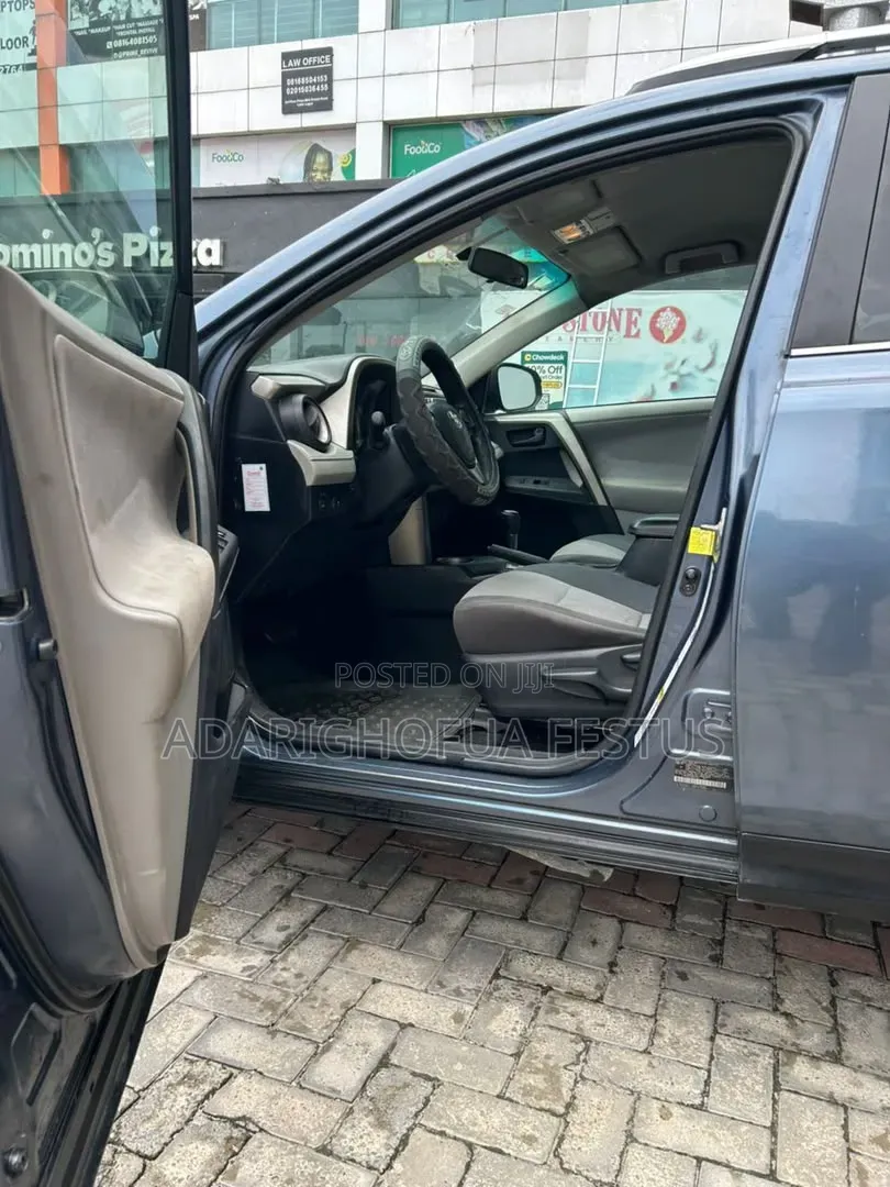 Toyota RAV4 2014 Blue