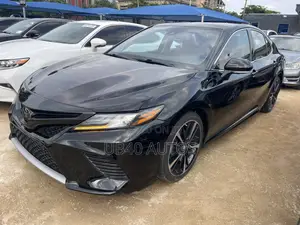 Toyota Camry XSE V6 (3.5L V6 8A) 2019 Black