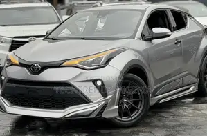 Toyota C-HR 2021 Gray