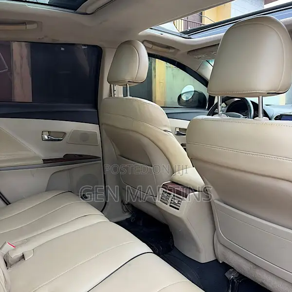 Toyota Venza 2012 Black