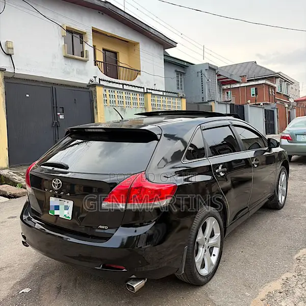 Toyota Venza 2012 Black