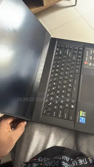 Laptop MSI GP66 LEOPARD 10UG 16GB Intel Core i7 SSD 512GB