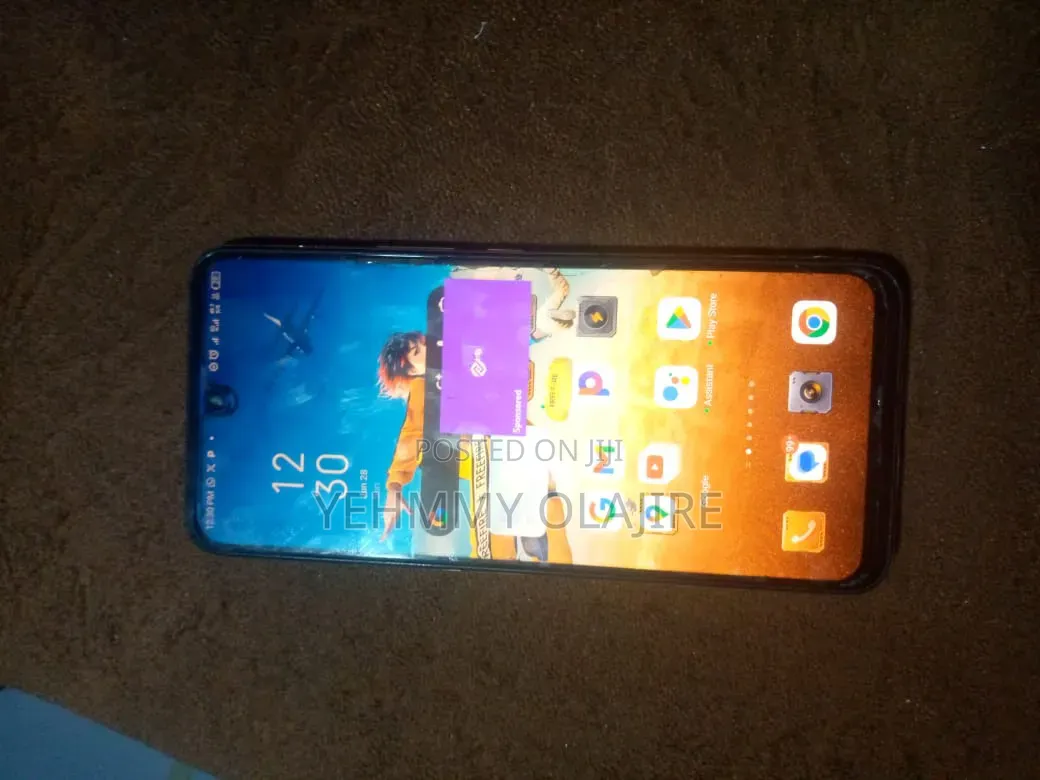 Infinix Hot 12 play 64 GB Silver