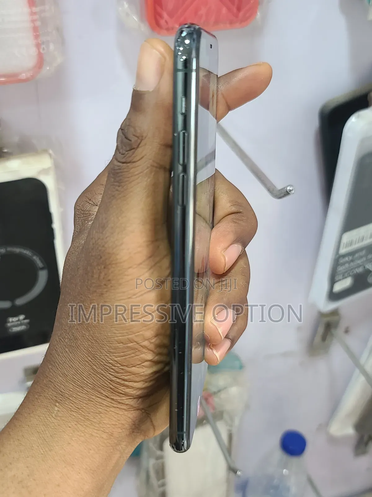 Apple iPhone 11 Pro Max 64 GB Black