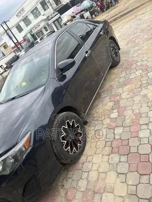 Toyota Camry LE 4dr Sedan (2.5L 4cyl 6A) 2013 Black