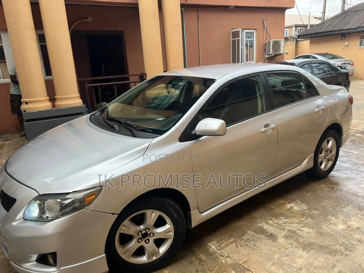 Toyota Corolla 2010 Silver