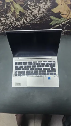 Laptop HP ProBook 440 8GB Intel Core i5 SSD 256GB