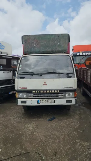Super Clean Foreign Used Mitsubishi Canter Truck