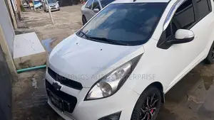 Chevrolet Spark 1LT 4dr Hatchback (1.2L 4cyl 5M) 2015 White