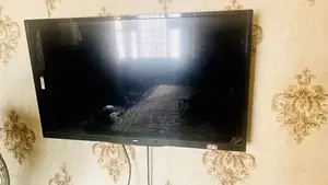 Zum Wall Tv