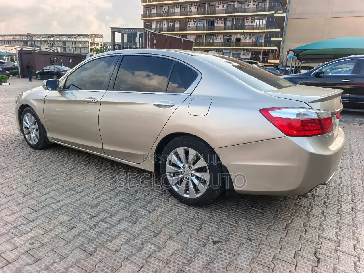 Honda Accord 2014 Gold