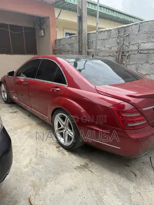Mercedes-Benz S-Class 2009 Red