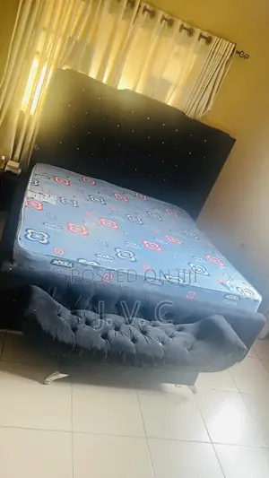 Bedframe and Mattress