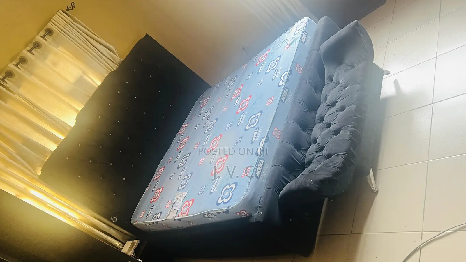 Bedframe and Mattress