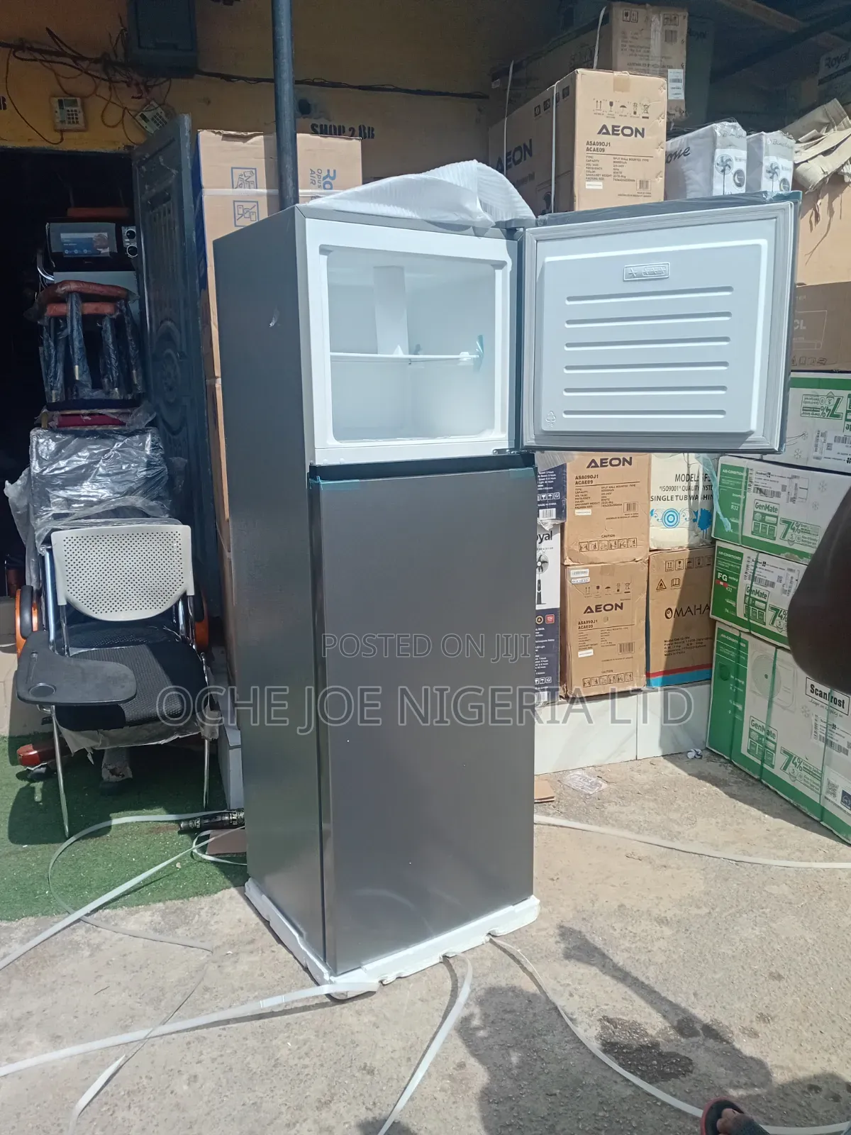 Refrigerator