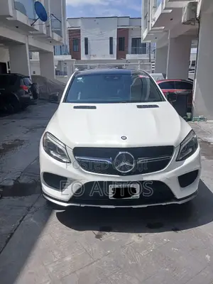 Mercedes-Benz GLE-Class 2016 White