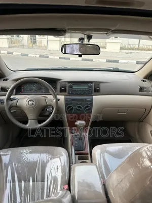 Toyota Corolla 2005 Red
