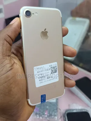 Apple iPhone 7 32 GB Bronze