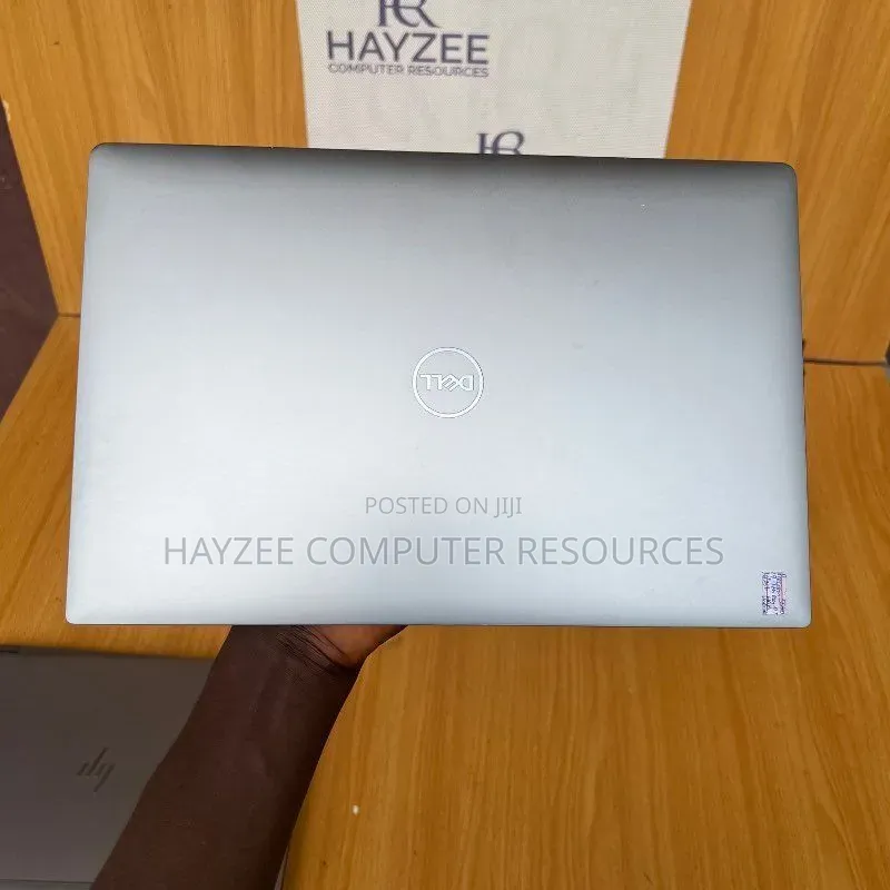 Laptop Dell Precision 5540 16GB Intel Core i9 SSD 512GB