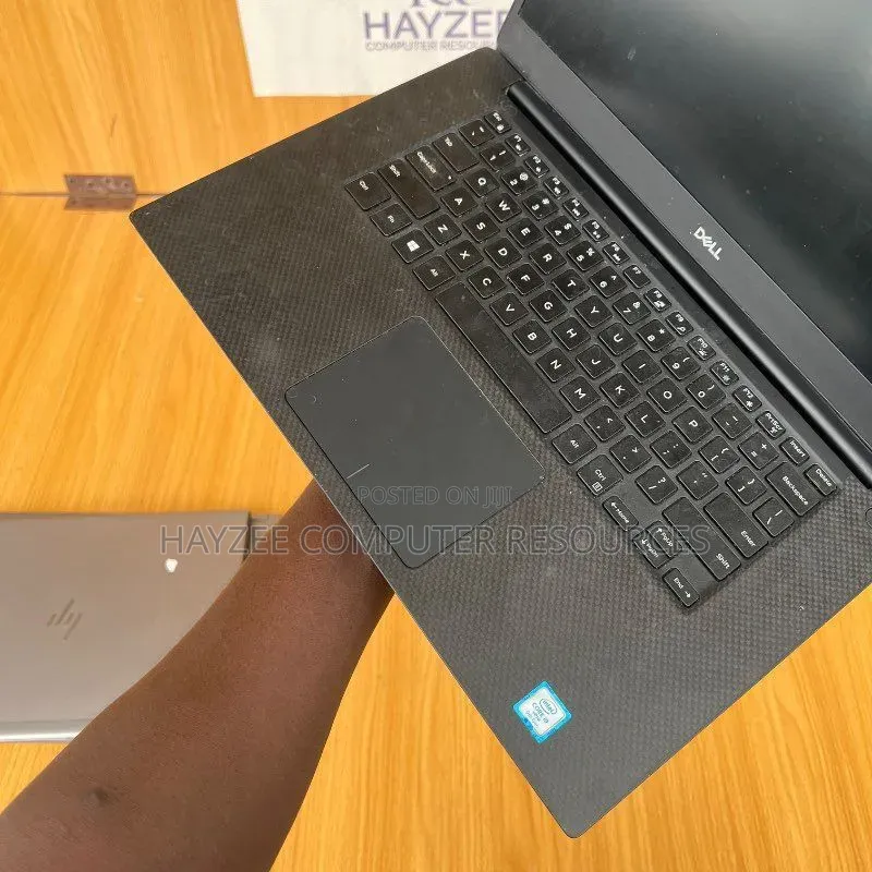 Laptop Dell Precision 5540 16GB Intel Core i9 SSD 512GB