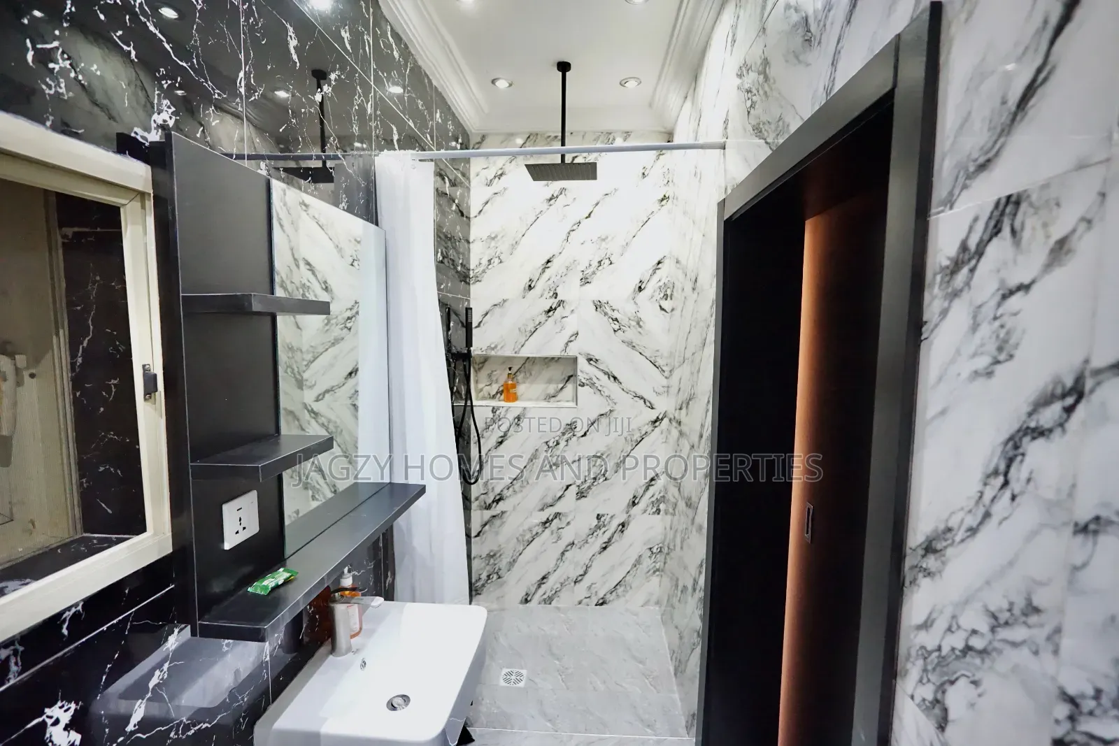 Massive Short Let Apartment in Lekki