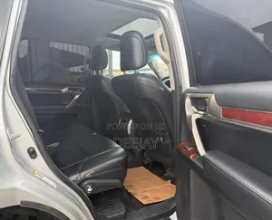 Lexus GX 2014 Silver