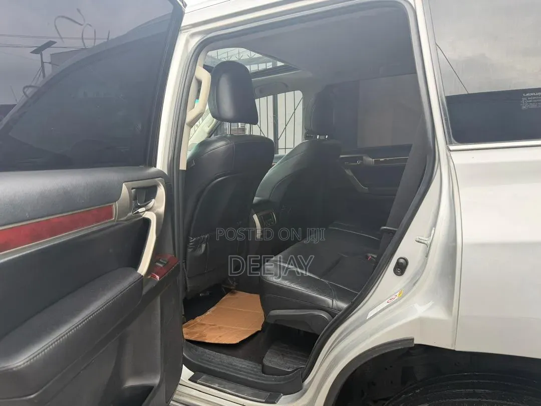 Lexus GX 2014 Silver
