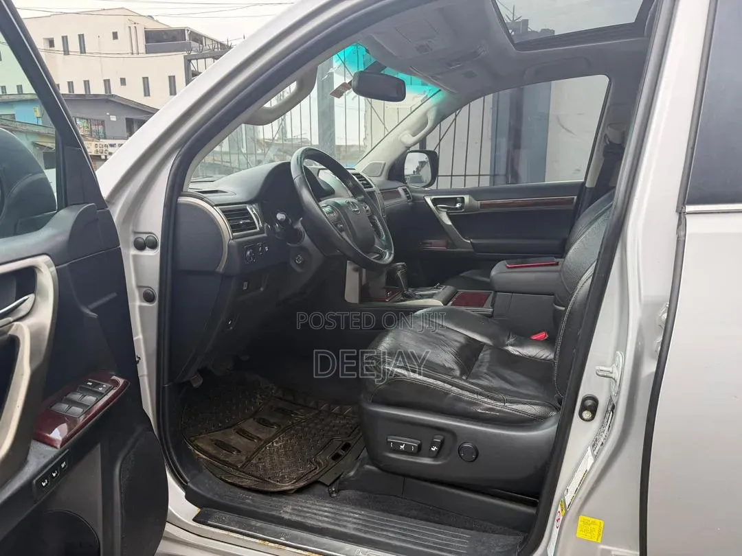 Lexus GX 2014 Silver