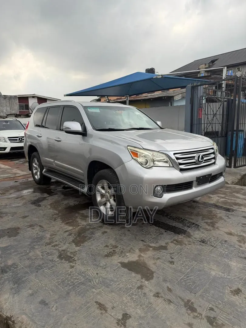 Lexus GX 2014 Silver
