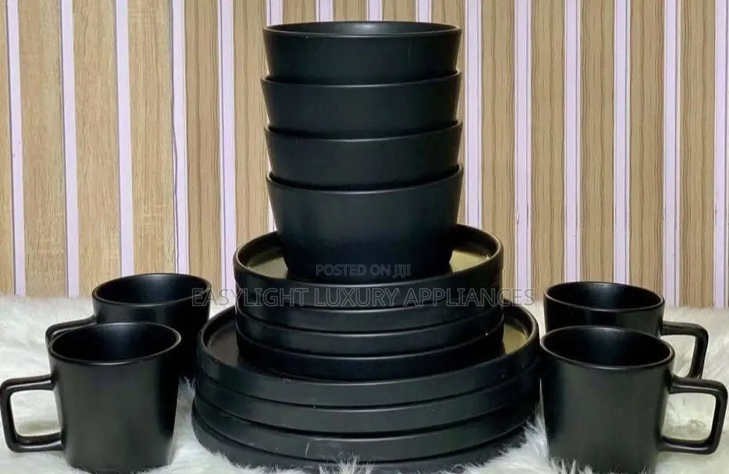 16-piece Stoneware Dinner Set