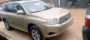Toyota Highlander 2009 Gold