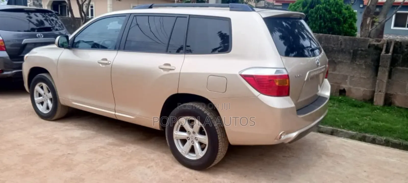 Toyota Highlander 2009 Gold