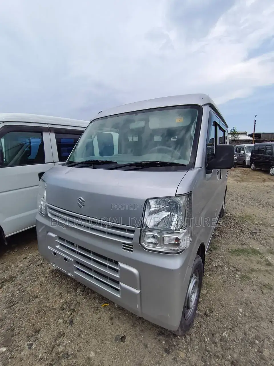 Suzuki APV Minibus 2010 White