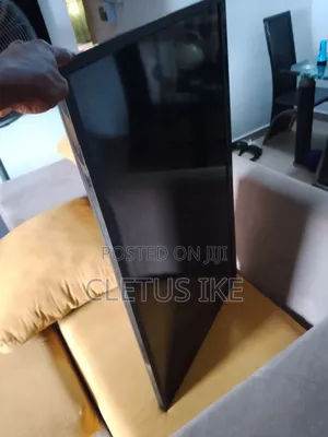 45 Inches Smart Tv