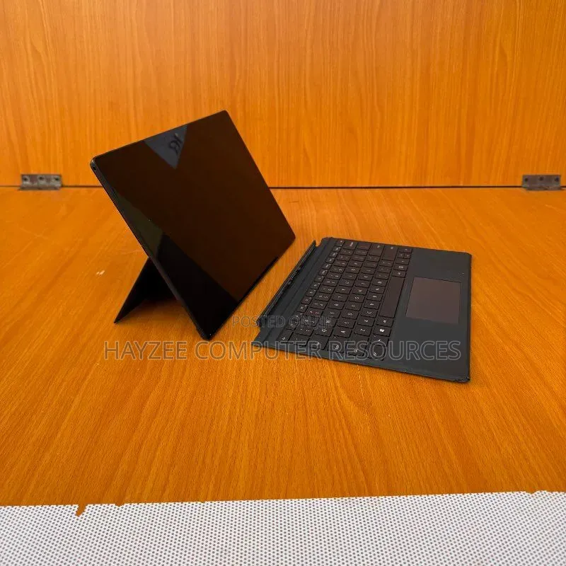 Laptop Microsoft Surface Pro 7+ 16GB Intel Core i7 SSD 256GB