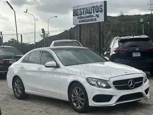 Mercedes-Benz C300 Base 4Matic Sedan AWD (2.0L 4cyl 7A) 2016 White