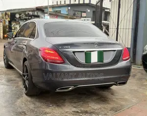 Mercedes-Benz C300 2015 Gray