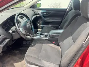 Nissan Altima 2.5 SV 2016 Red