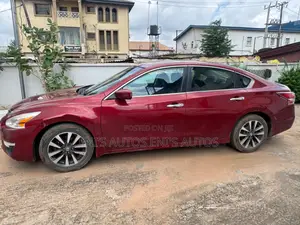 Nissan Altima 2.5 SV 2016 Red