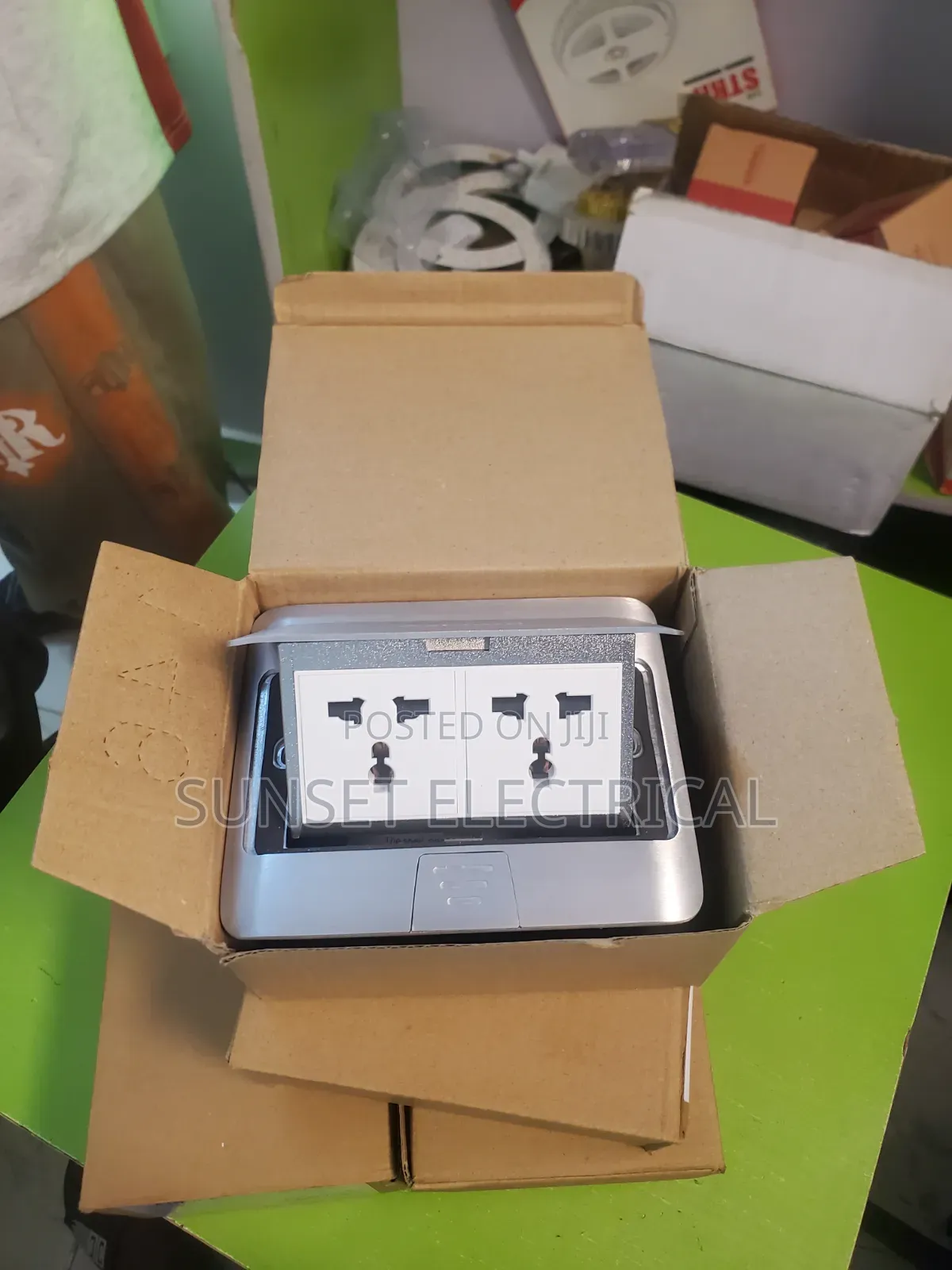 Multi Mount Floor Socket