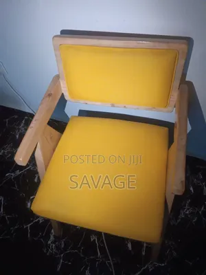 Sitting Chair
