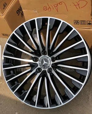 20 Inch Rim Mercedes-Benz Multiple Finger
