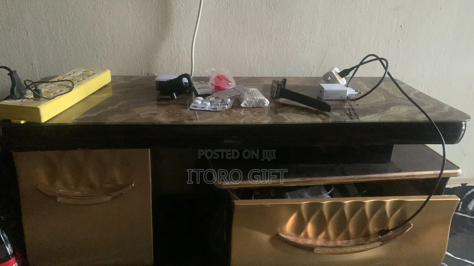 Tv Stand L
