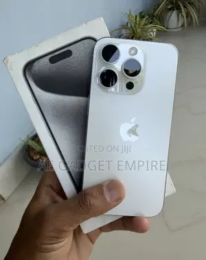 Apple iPhone 15 Pro 128 GB White